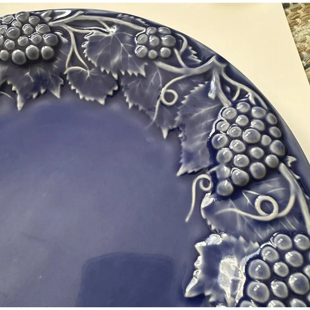 Set Of 2 Bordallo Pinheiro Cobalt Blue Grapes, Vine, Leaves 9.4” Luncheon Plates